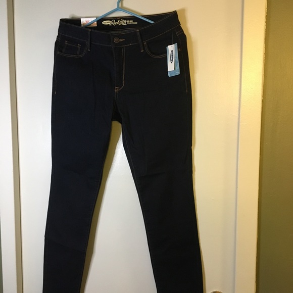 OLD NAVY ROCKSTAR SUPER SKINNY JEANS